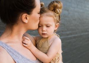 A szülő feladata - 4 dolog, amit a gyermek érzelmi biztonsága érdekében tehetünk – hogy ezt megteremtse.